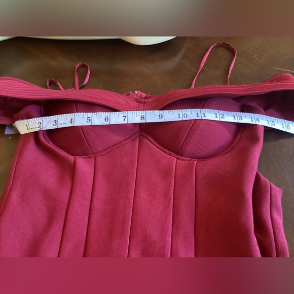 WN SZ M RED BODY CON MAXI DRESS - Picture 9 of 15